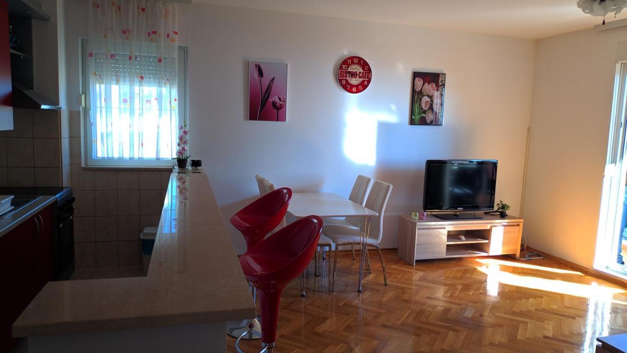 Apartman Baška Voda Exterior foto